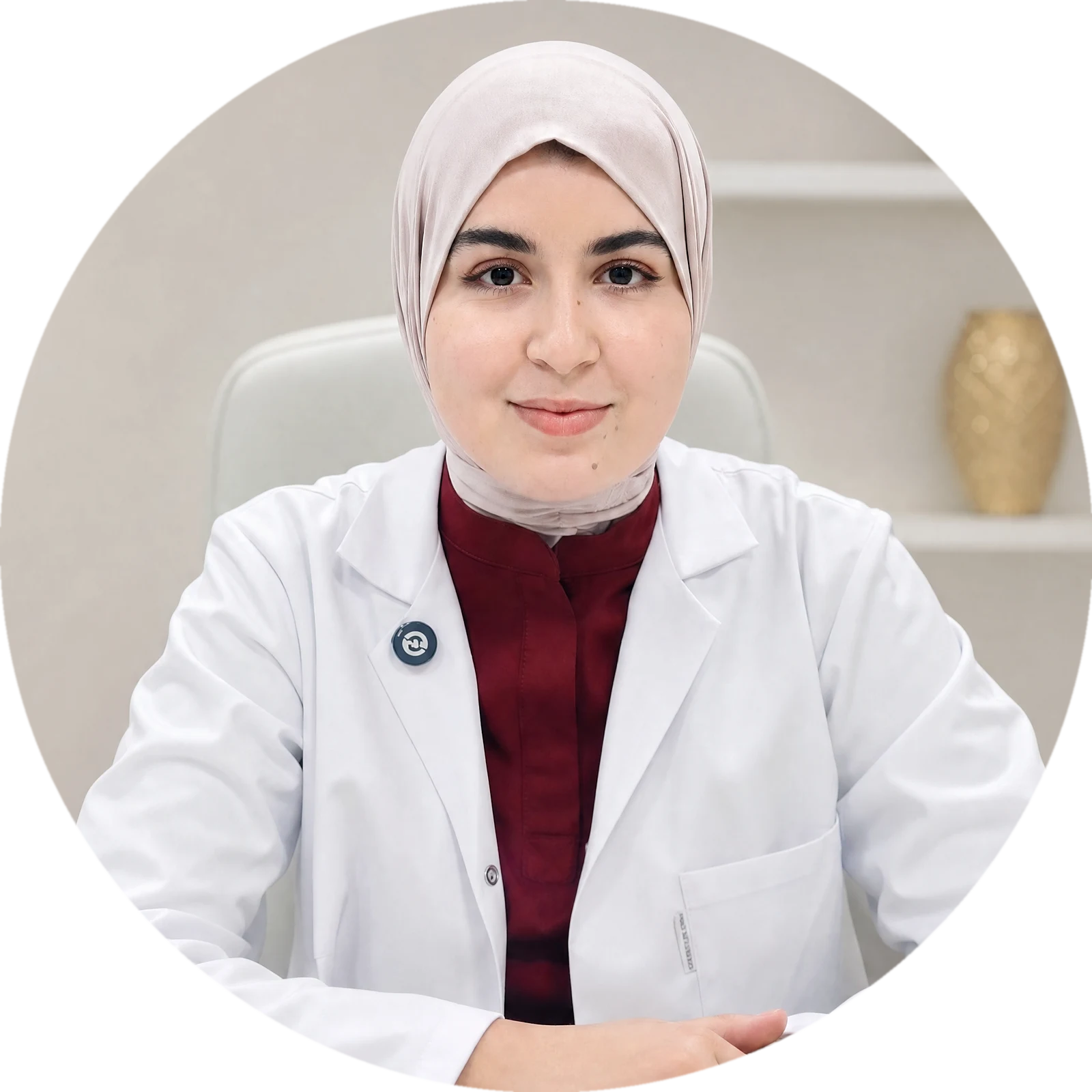 Dr. Meryem El Boujadaini, médecin esthétique — Refine Clinic, Tanger